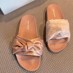 Brand new Steve Madden rose gold silky bow slides